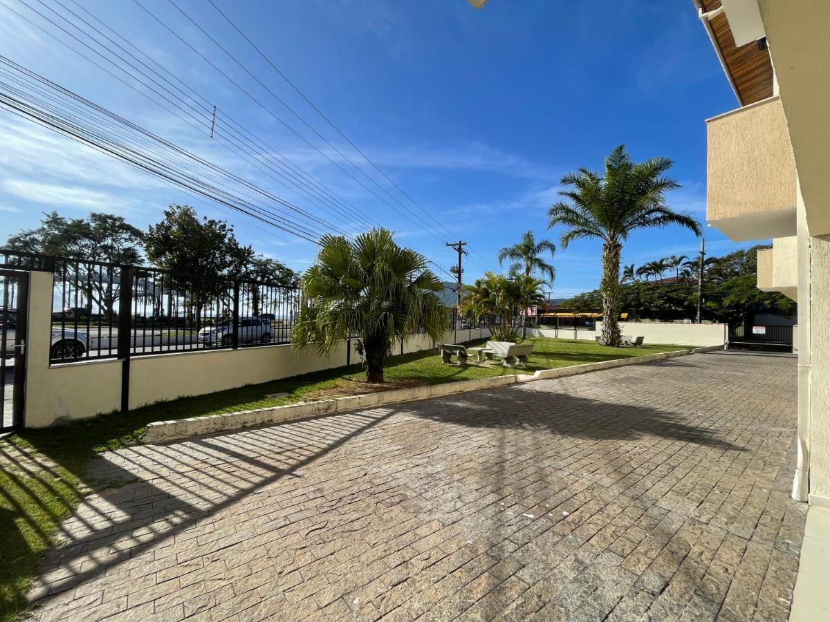Apartamento Ubatuba, Itagua, Bem Localizado, Duas Vagas De Garagem Екстер'єр фото